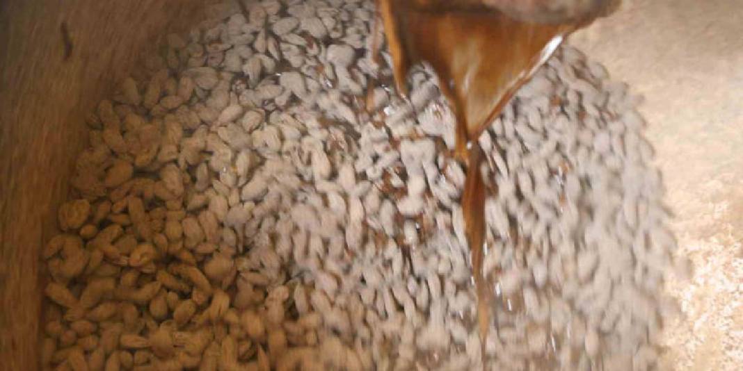 Geleneksel iki lezzet buluştu yenilik çok sevildi! Kahveyle badem şekerinin buluşması yoğun ilgi gördü 2